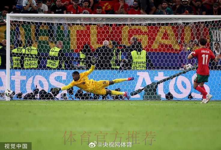 CAL半决赛上演点球大战 宏兴海龙星会师决赛